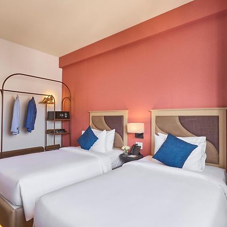 Kin Hotel Ly Tu Trong Хошимин Экстерьер фото