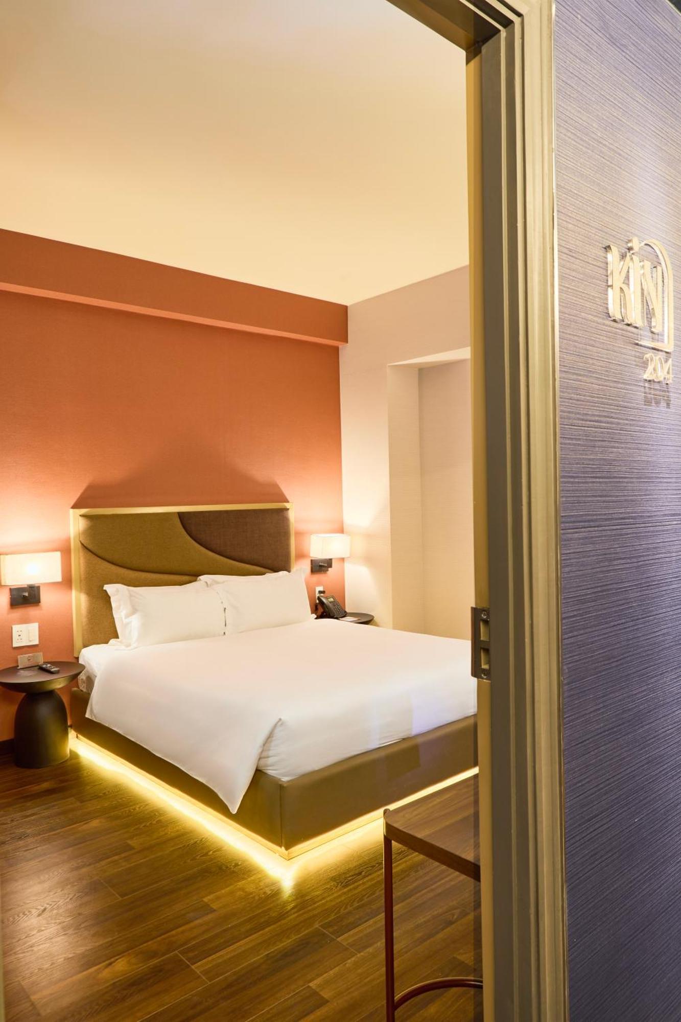 Kin Hotel Ly Tu Trong Хошимин Экстерьер фото
