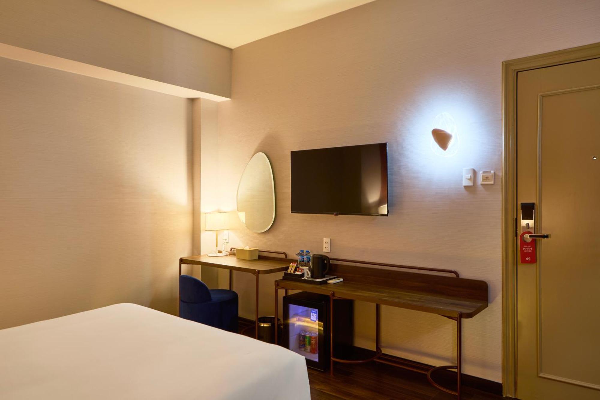 Kin Hotel Ly Tu Trong Хошимин Экстерьер фото