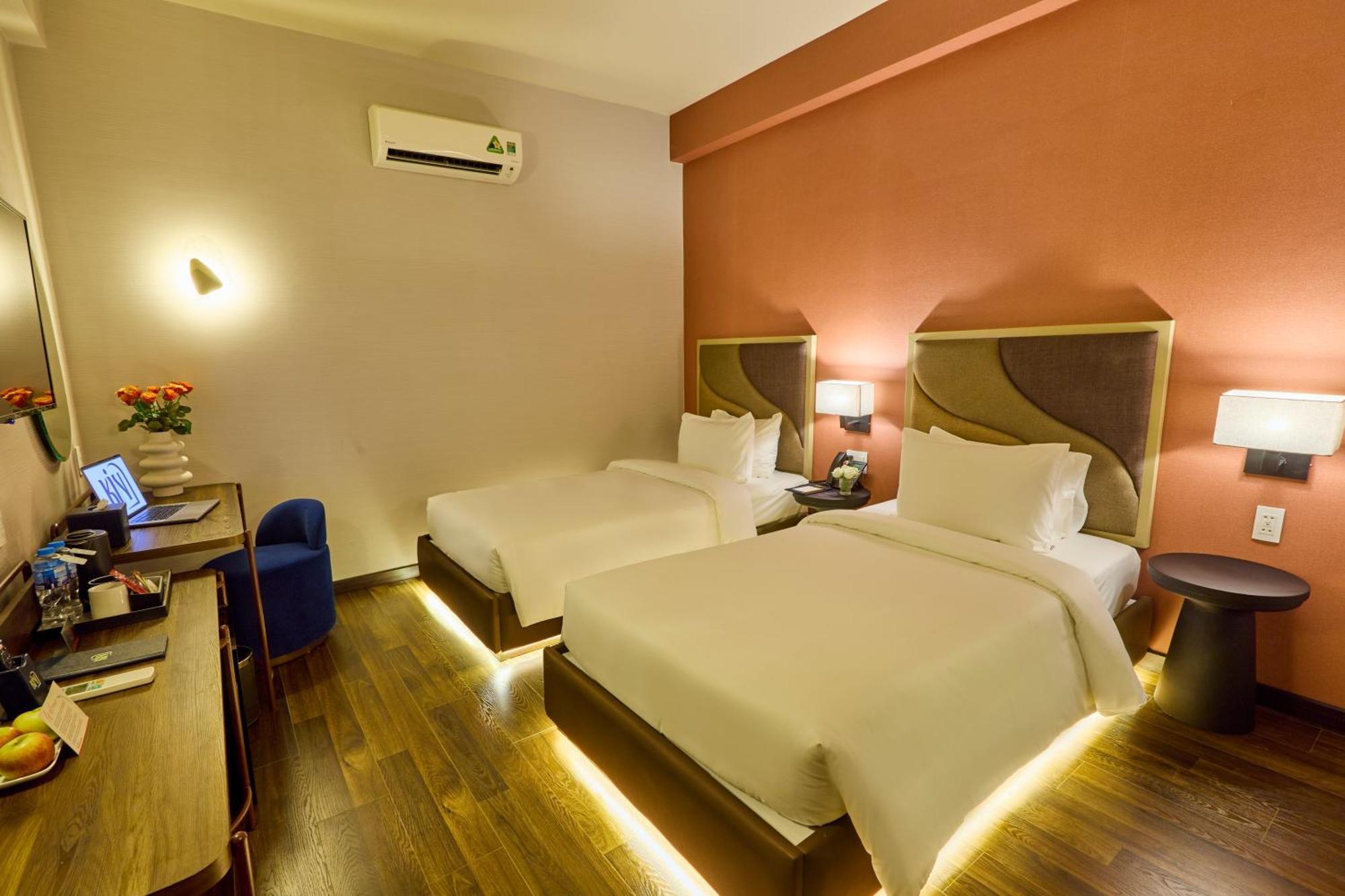 Kin Hotel Ly Tu Trong Хошимин Экстерьер фото